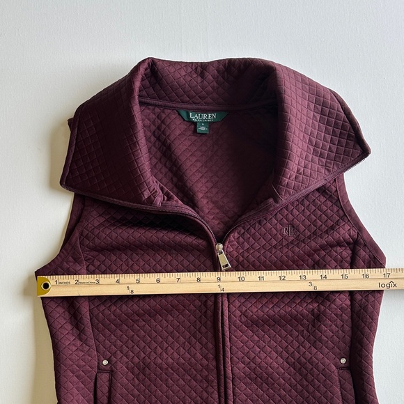 Lauren Ralph Lauren Women’s Vest – Size Small – Burgundy Quilted Zip Front - Picture 7 of 8